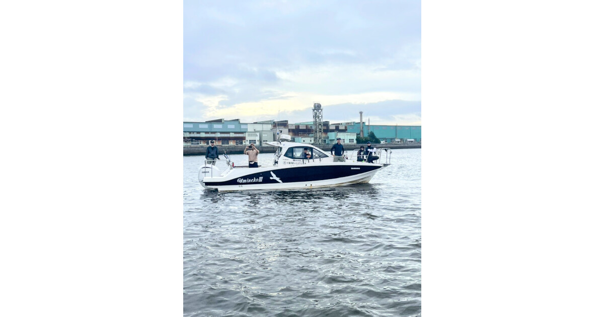 東京湾シーバスガイド船　海猫の紹介画像