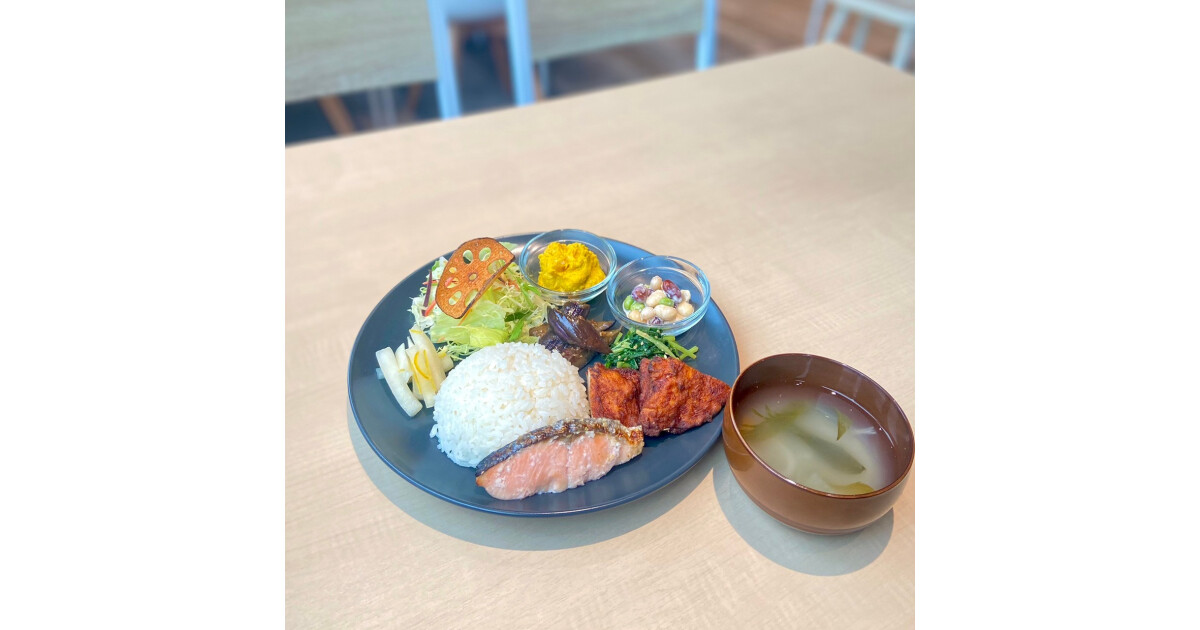 Cozy Cafe & Bar beyondの紹介画像
