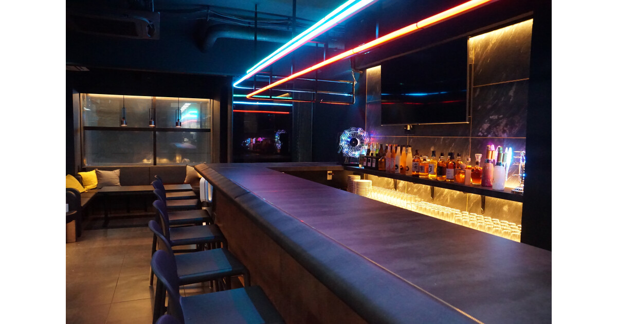 新宿麻雀BAR FIREBIRDの紹介画像